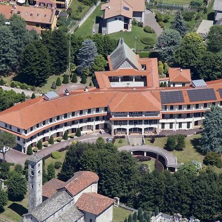 Centro Di Spiritualita Maria Candida Armeno Екстер'єр фото