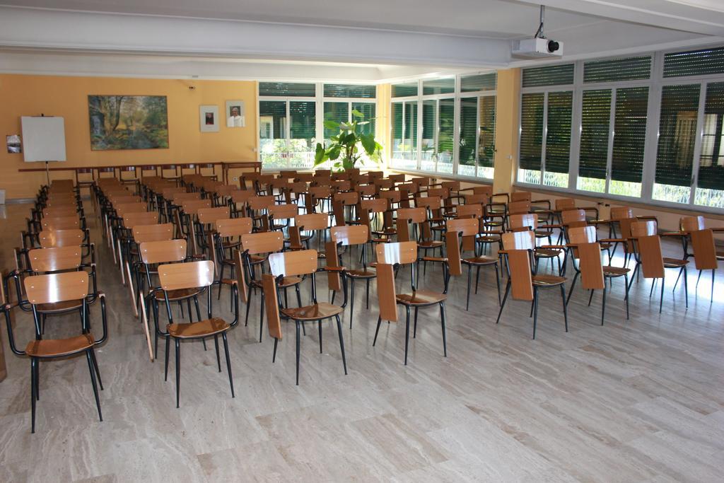 Centro Di Spiritualita Maria Candida Armeno Екстер'єр фото