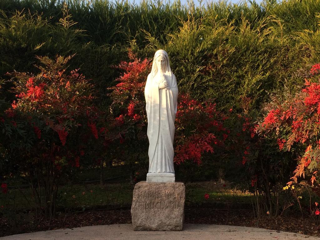 Centro Di Spiritualita Maria Candida Armeno Екстер'єр фото