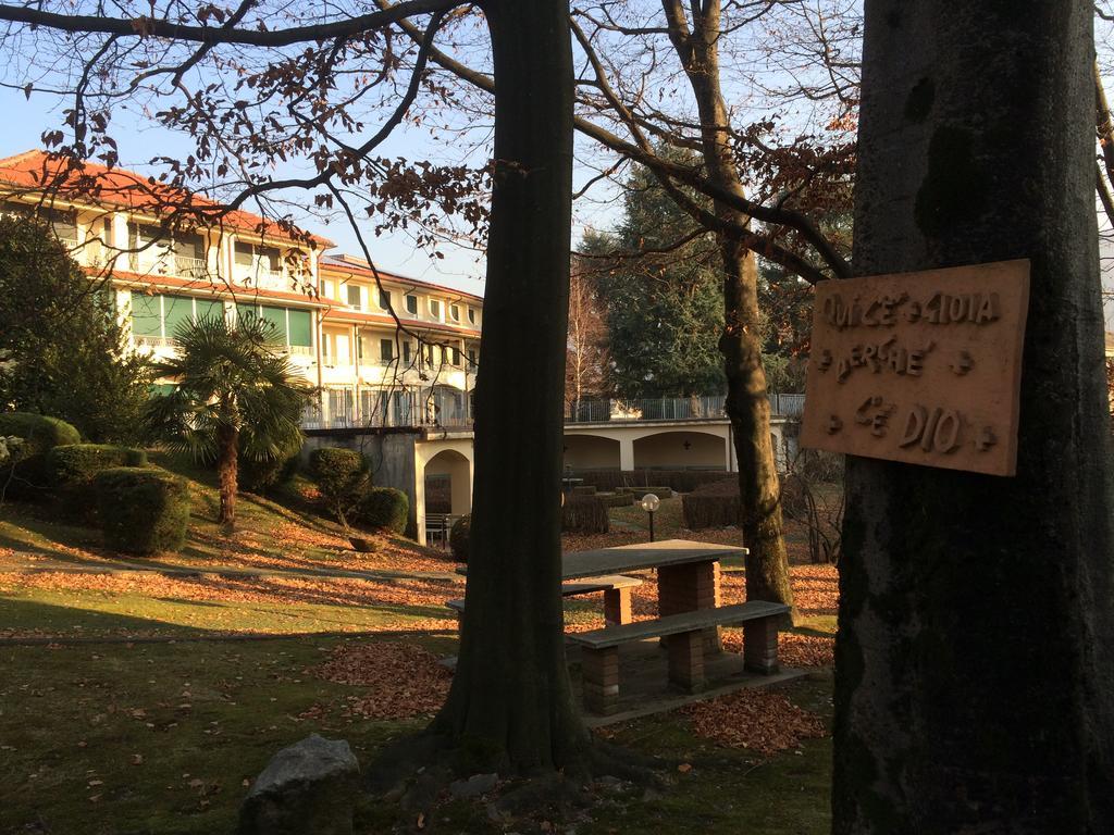 Centro Di Spiritualita Maria Candida Armeno Екстер'єр фото