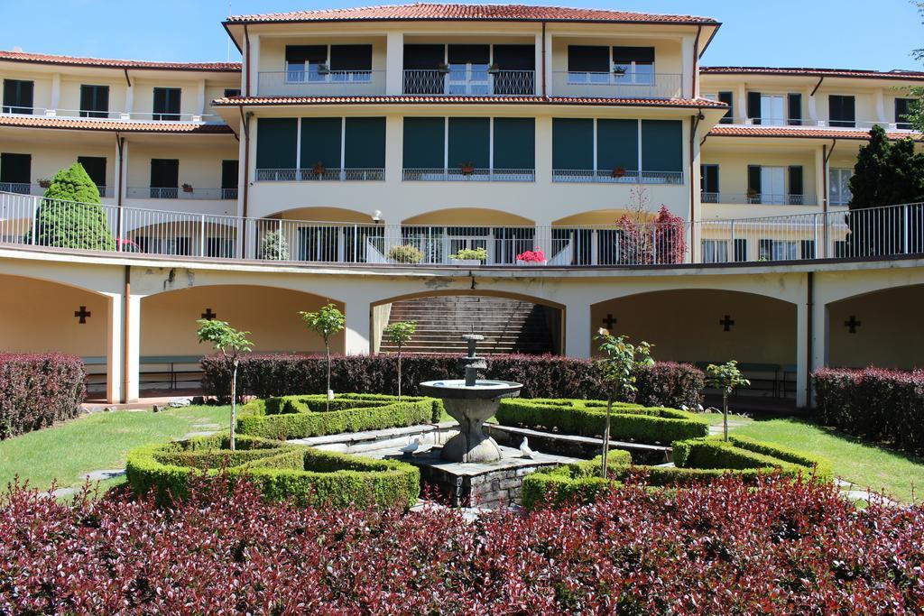 Centro Di Spiritualita Maria Candida Armeno Екстер'єр фото