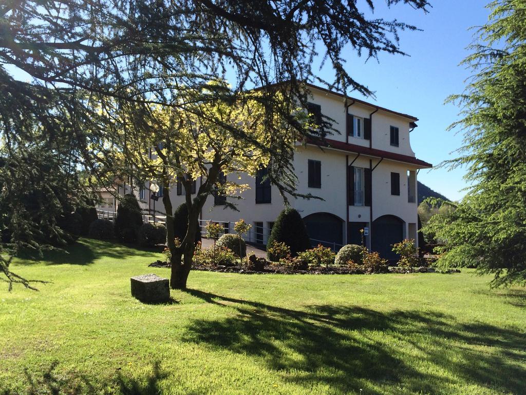 Centro Di Spiritualita Maria Candida Armeno Екстер'єр фото